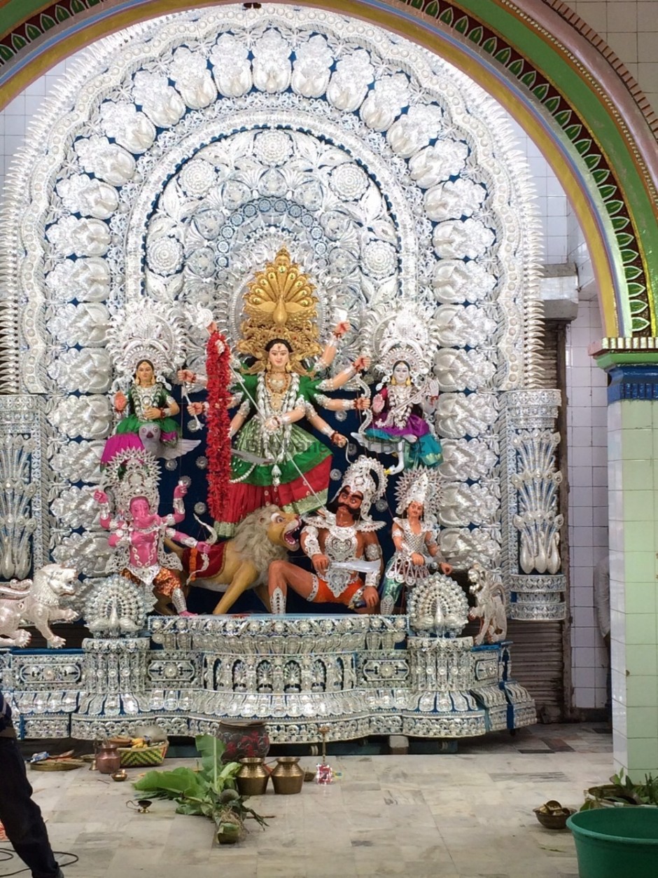9 awesome Silver Filigree aka Chandi Medha Durga Puja Pandals of