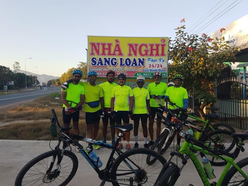 Cycle whatsapp group online