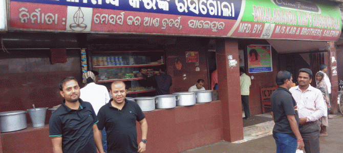 The sweet journey of Bikalananda Kar Rasagola to extraordinary fame via YourStory