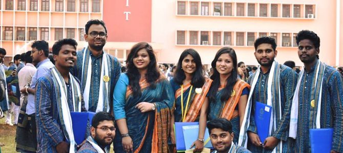 NIT Rourkela in Odisha goes local for Convocation attire, Sambalpuri attire clad students check it out