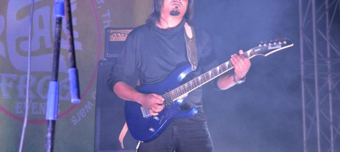 Born in Rourkela Odisha Suresh Beck is the most sought-after bass guitar player in Hyderabad, heard about him yet?