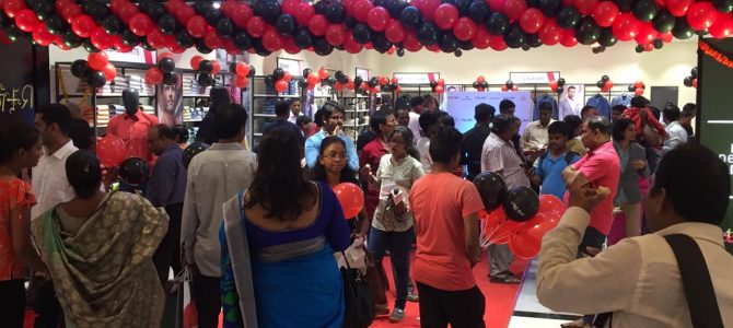 First Raymond’s initiated “Style Play” showroom of Bhubaneswar opened on 18th Aug